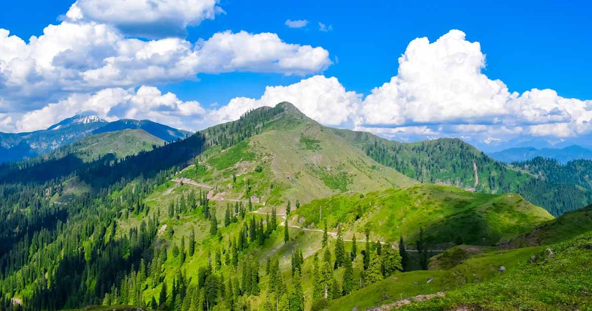 How to Reach Kashmir from Delhi, Mumbai & Bangalore (Flights vs Train + Road Guide)